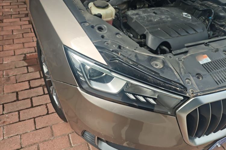 Used BORGWARD BX5 2020 20TGDI Automatic Two-Wheel Drive Pioneer Edition Right Front Headlight