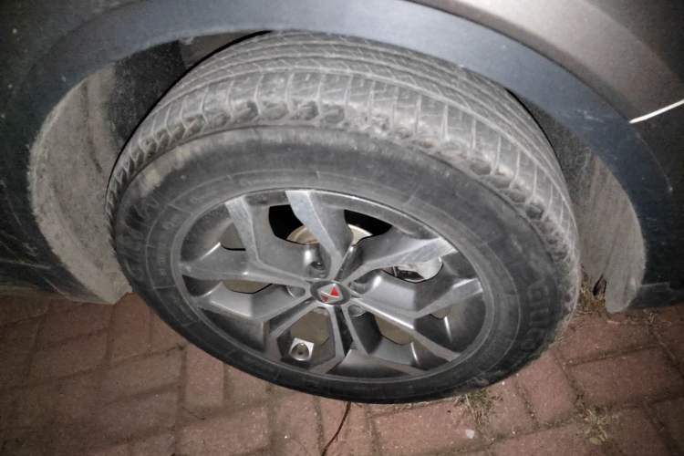 Used BORGWARD BX5 2020 20TGDI Automatic Two-Wheel Drive Pioneer Edition Right Front Wheel Hub
