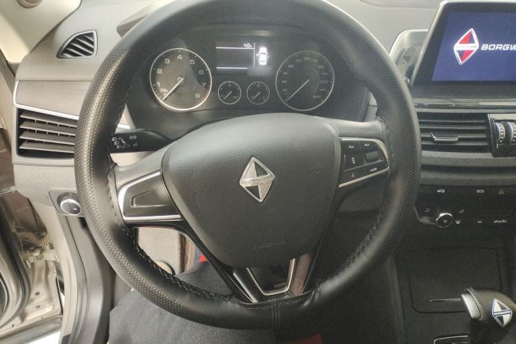 Used BORGWARD BX5 2020 20TGDI Automatic Two-Wheel Drive Pioneer Edition Steering Wheel