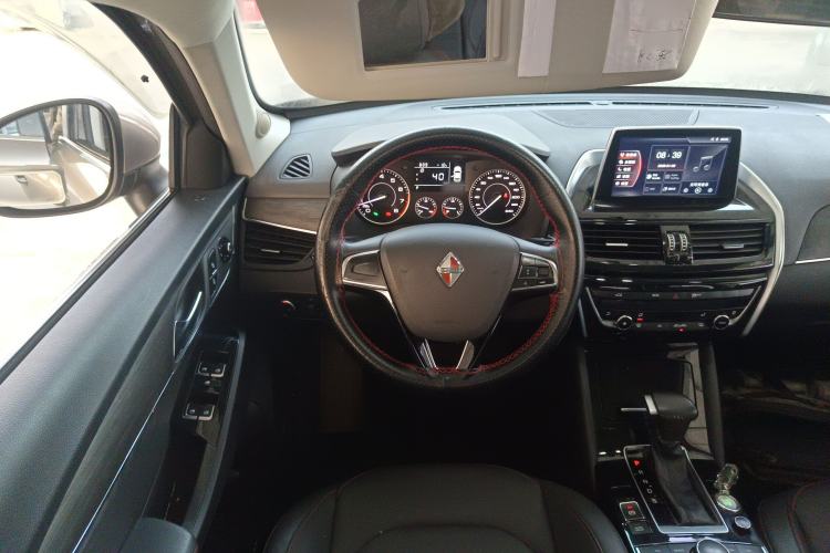 Used BORGWARD BX5 2020 20TGDI Automatic Two-Wheel Drive Pioneer Edition Steering Wheel