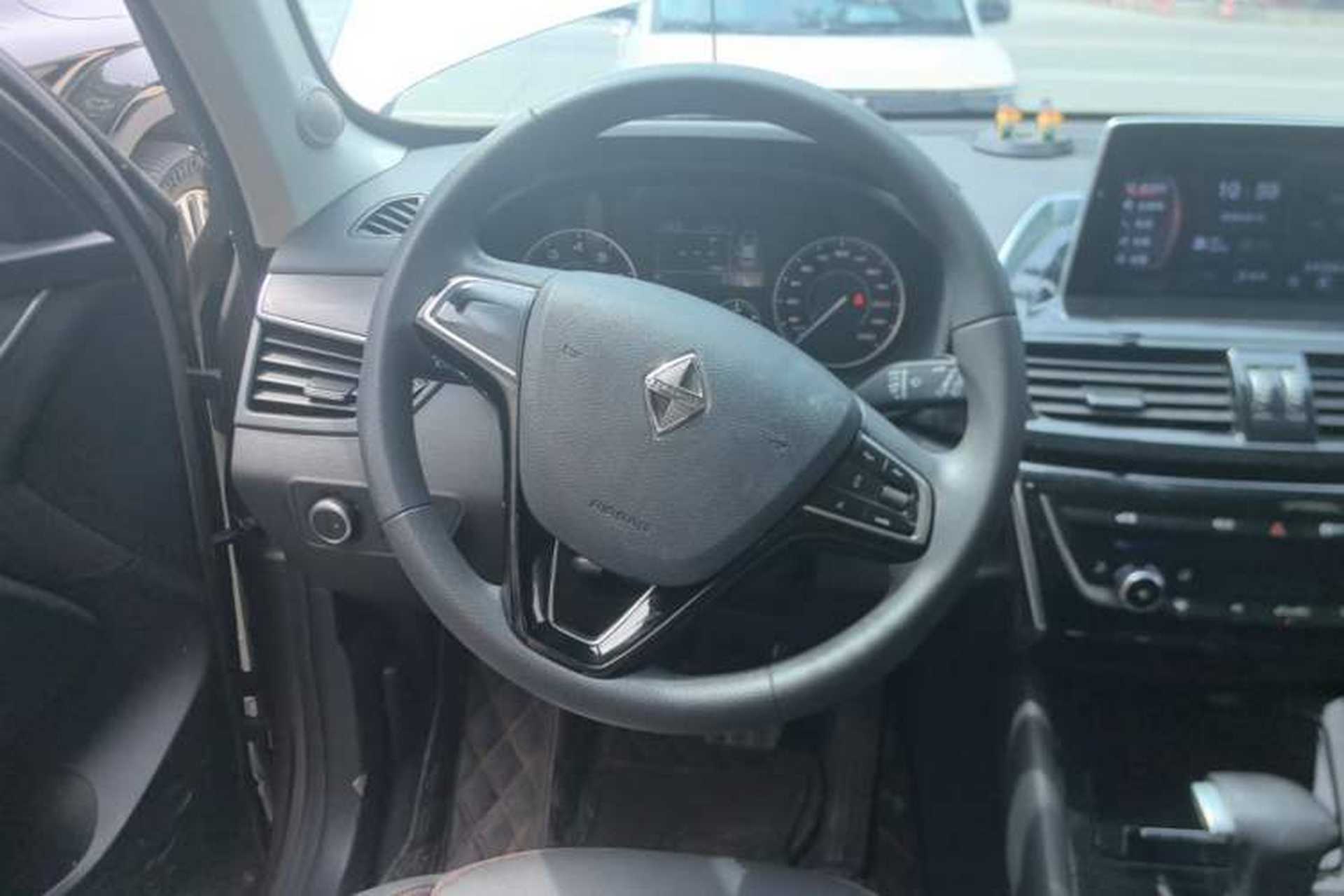 Used BORGWARD BX5 2020 20TGDI Automatic Two-Wheel Drive Pioneer Edition Steering Wheel