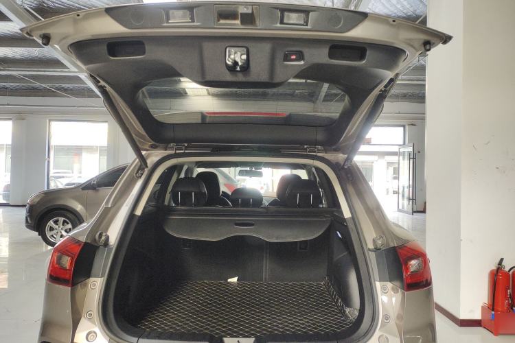 Used BORGWARD BX5 2020 20TGDI Automatic Two-Wheel Drive Pioneer Edition Trunk