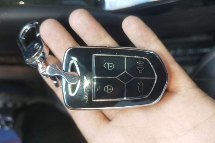 Used BORGWARD BX5 2020 20TGDI Automatic Two-Wheel Drive Pioneer Edition Vehicle Key