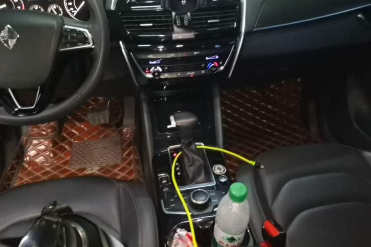 Used BORGWARD BX5 2020 20TGDI Automatic Two-Wheel Drive Pioneer Edition Gear Lever