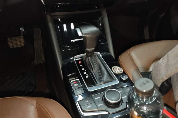 Used BORGWARD BX5 2020 20TGDI Automatic Two-Wheel Drive Pioneer Edition Gear Lever