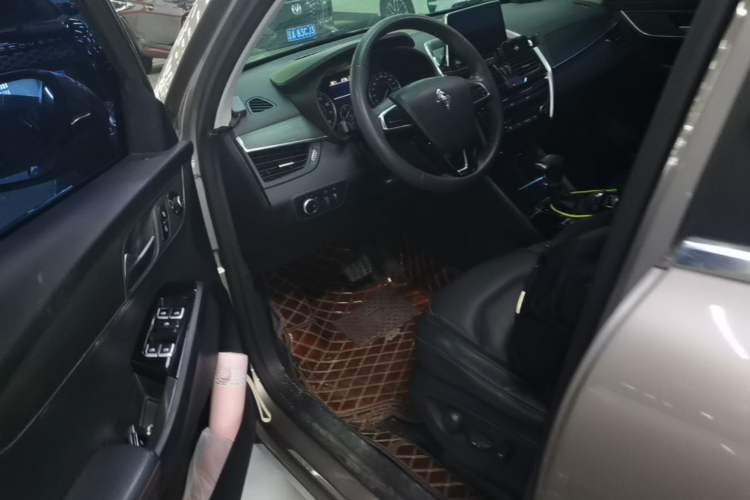Used BORGWARD BX5 2020 20TGDI Automatic Two-Wheel Drive Pioneer Edition Left Front Seat