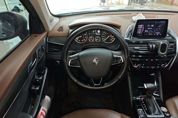 Used BORGWARD BX5 2020 20TGDI Automatic Two-Wheel Drive Pioneer Edition Steering Wheel