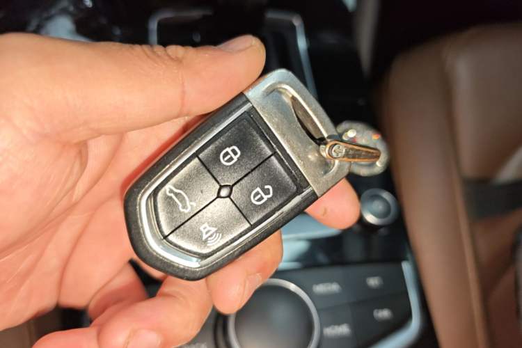 Used BORGWARD BX5 2020 20TGDI Automatic Two-Wheel Drive Pioneer Edition Vehicle Key