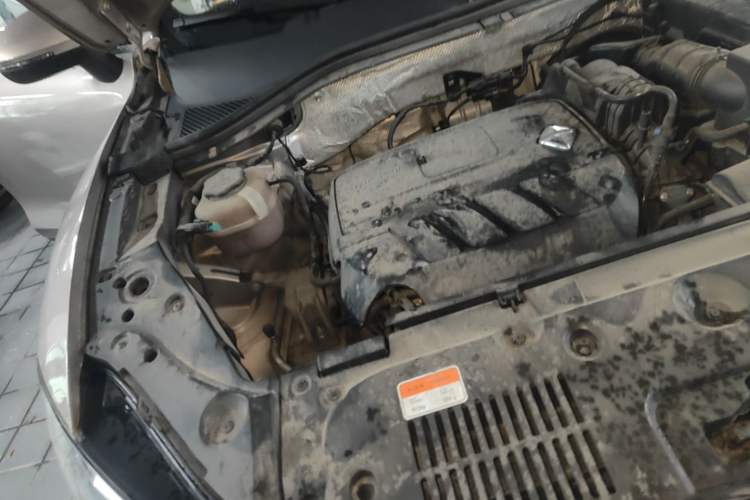 Used BORGWARD BX5 2020 20TGDI Automatic Two-Wheel Drive Pioneer Edition Engine Bay Right