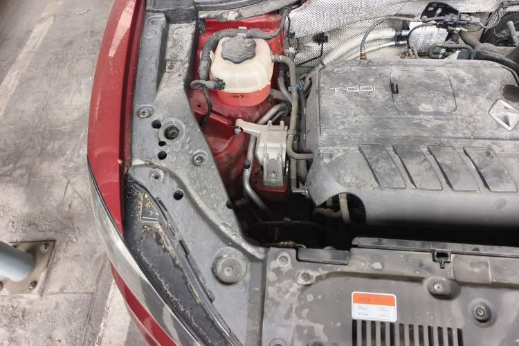 Used BORGWARD BX5 2020 20TGDI Automatic Two-Wheel Drive Pioneer Edition Engine Bay Right
