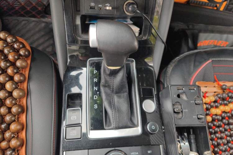 Used BORGWARD BX5 2020 20TGDI Automatic Two-Wheel Drive New Edition Gear Lever