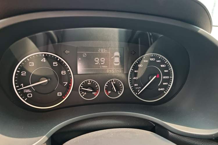 Used BORGWARD BX5 2020 20TGDI Automatic Two-Wheel Drive Pioneer Edition Instrument Cluster