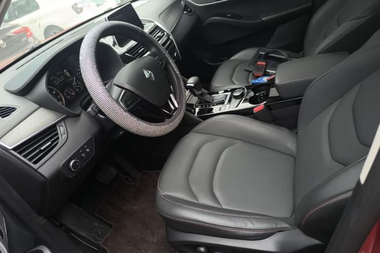 Used BORGWARD BX5 2020 20TGDI Automatic Two-Wheel Drive Pioneer Edition Left Front Seat