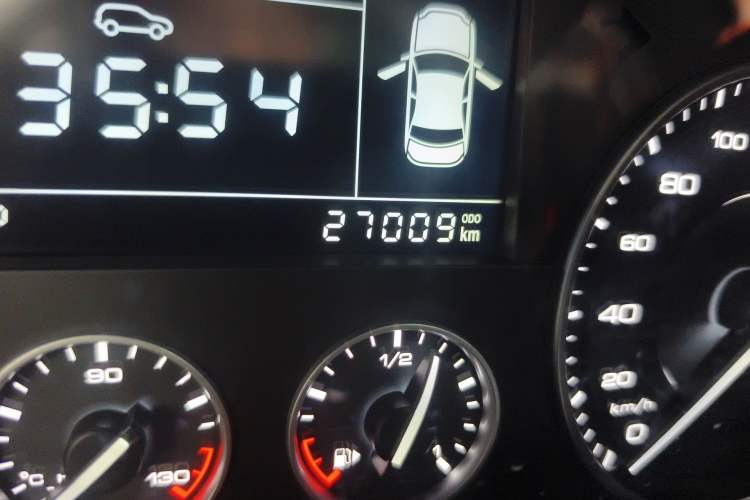 Used BORGWARD BX5 2020 20TGDI Automatic Two-Wheel Drive Pioneer Edition Odometer Close Up