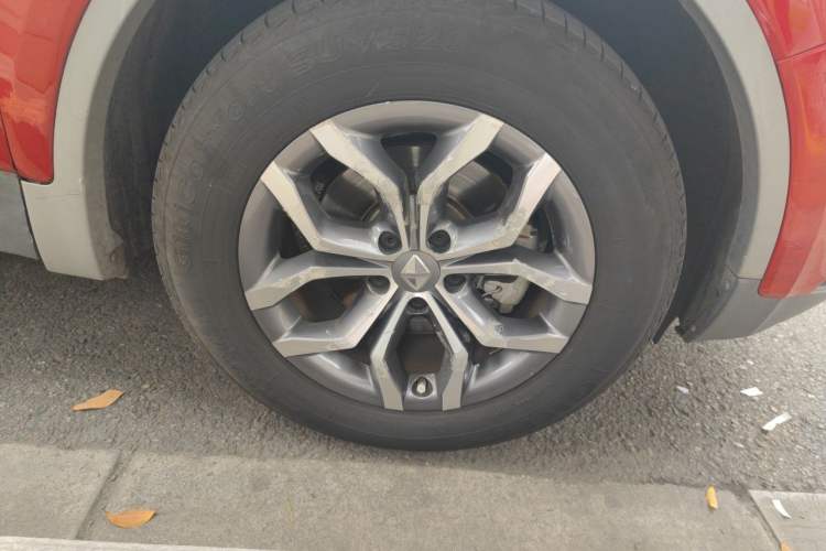 Used BORGWARD BX5 2020 20TGDI Automatic Two-Wheel Drive New Edition Right Front Wheel Hub