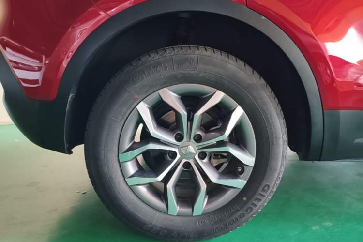 Used BORGWARD BX5 2020 20TGDI Automatic Two-Wheel Drive New Edition Right Rear Wheel Hub
