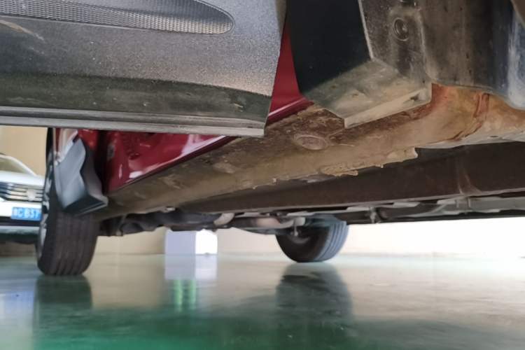 Used BORGWARD BX5 2020 20TGDI Automatic Two-Wheel Drive New Edition Right Side Sill