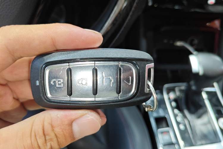 Used BORGWARD BX5 2020 20TGDI Automatic Two-Wheel Drive Pioneer Edition Vehicle Key