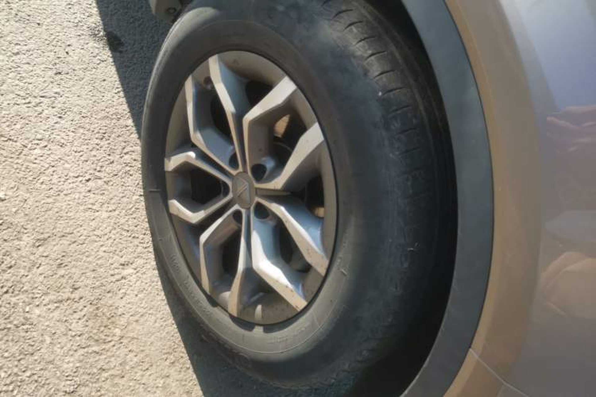 Used BORGWARD BX5 2020 20TGDI Automatic Two-Wheel Drive Pioneer Edition Right Front Wheel Hub