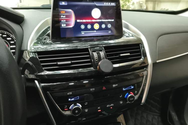 Used BORGWARD BX5 2020 20TGDI Automatic Two-Wheel Drive Pioneer Edition Audio And AC Panel