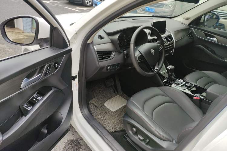 Used BORGWARD BX5 2020 20TGDI Automatic Two-Wheel Drive Pioneer Edition Driver Seat