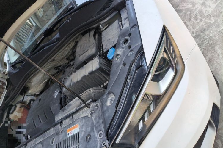 Used BORGWARD BX5 2020 20TGDI Automatic Two-Wheel Drive Pioneer Edition Engine Bay Left