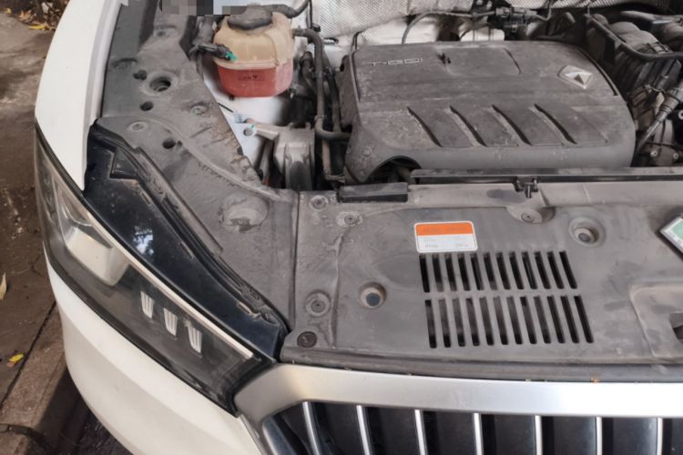Used BORGWARD BX5 2020 20TGDI Automatic Two-Wheel Drive Pioneer Edition Engine Bay Right