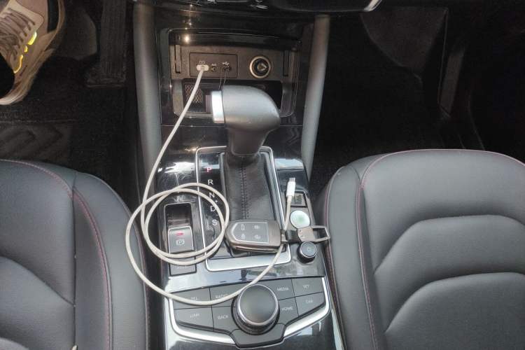 Used BORGWARD BX5 2020 20TGDI Automatic Two-Wheel Drive Entry-Level Edition Gear Lever