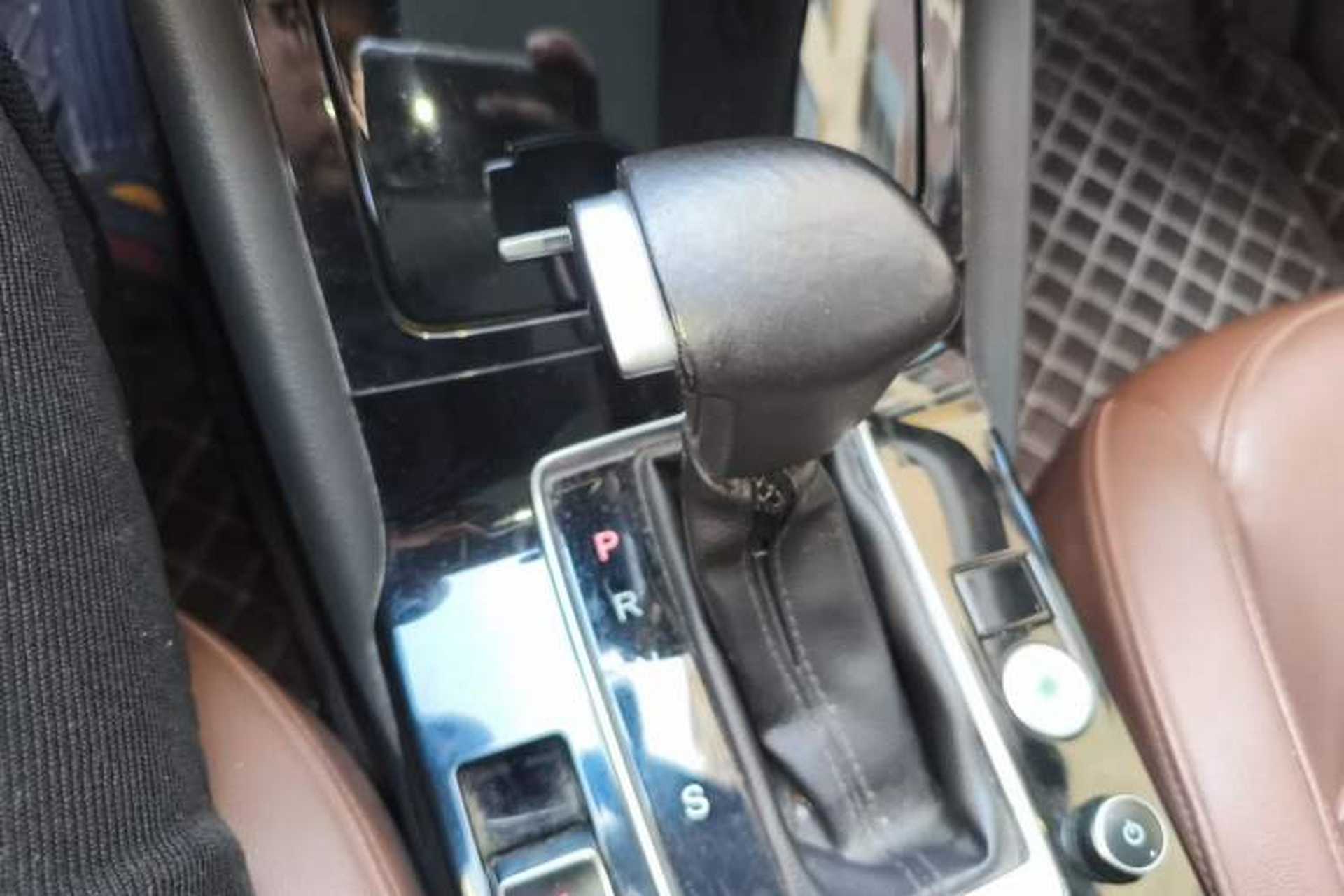 Used BORGWARD BX5 2020 20TGDI Automatic Two-Wheel Drive Pioneer Edition Gear Lever