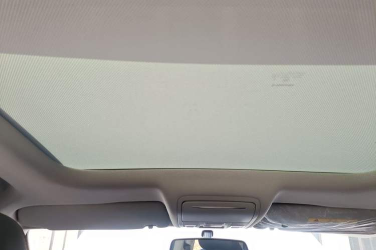Used BORGWARD BX5 2020 20TGDI Automatic Two-Wheel Drive Pioneer Edition Headliner