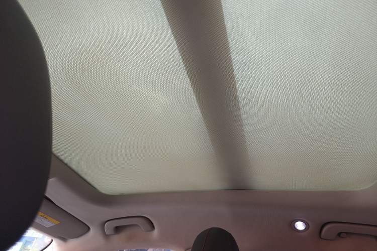 Used BORGWARD BX5 2020 20TGDI Automatic Two-Wheel Drive Pioneer Edition Headliner
