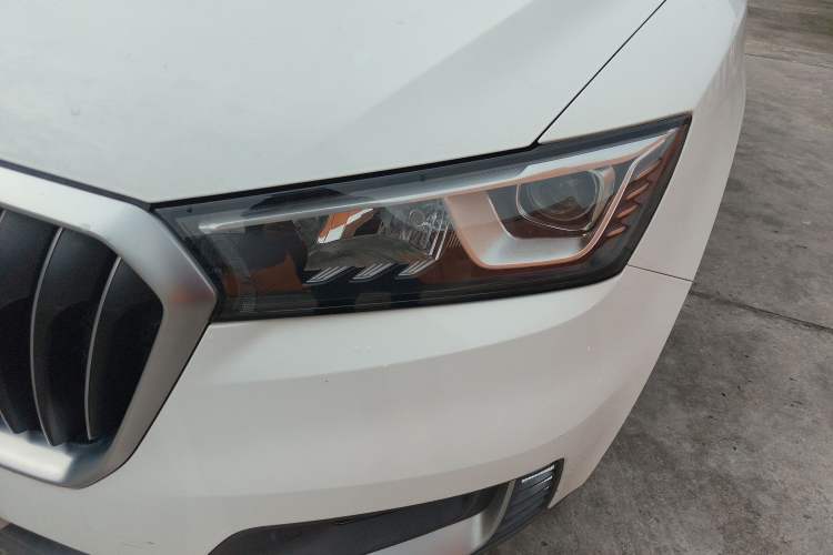 Used BORGWARD BX5 2020 20TGDI Automatic Two-Wheel Drive Pioneer Edition Left Front Headlight