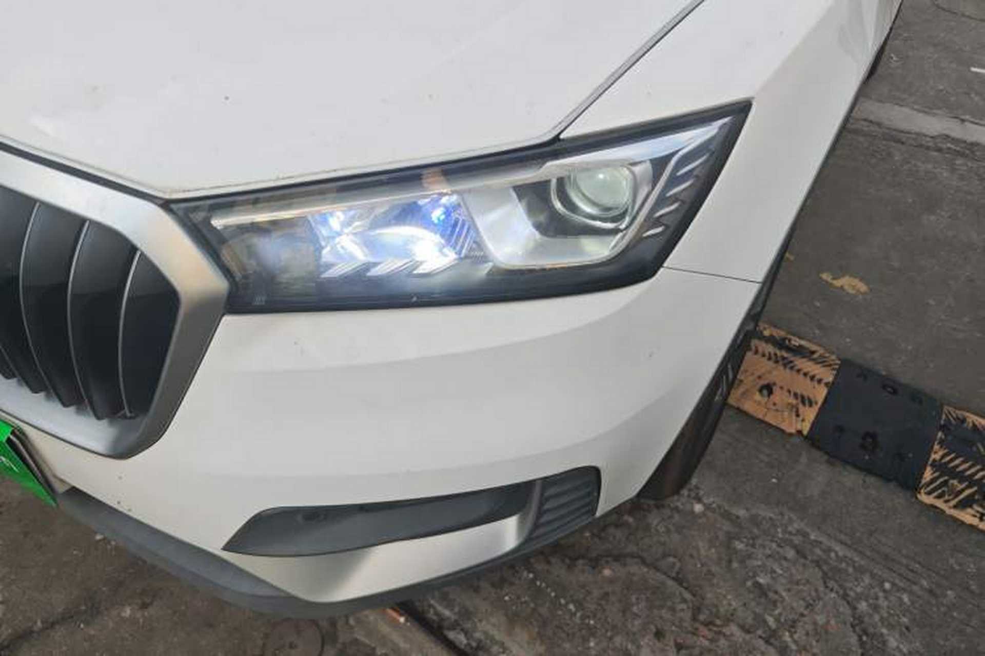 Used BORGWARD BX5 2020 20TGDI Automatic Two-Wheel Drive Entry-Level Edition Left Front Headlight