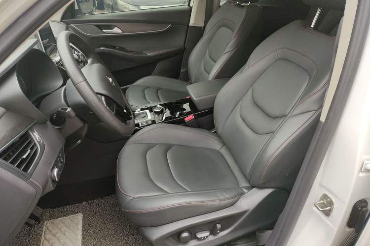 Used BORGWARD BX5 2020 20TGDI Automatic Two-Wheel Drive Pioneer Edition Left Front Seat