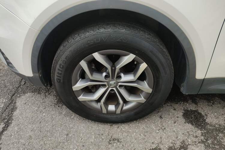 Used BORGWARD BX5 2020 20TGDI Automatic Two-Wheel Drive Pioneer Edition Left Front Wheel Hub