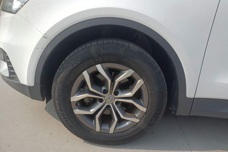 Used BORGWARD BX5 2020 20TGDI Automatic Two-Wheel Drive Pioneer Edition Left Front Wheel Hub