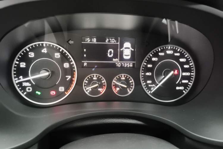 Used BORGWARD BX5 2020 20TGDI Automatic Two-Wheel Drive Pioneer Edition Odometer Close Up