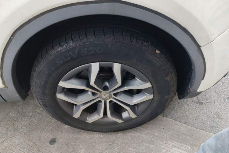 Used BORGWARD BX5 2020 20TGDI Automatic Two-Wheel Drive New Edition Right Front Wheel Hub