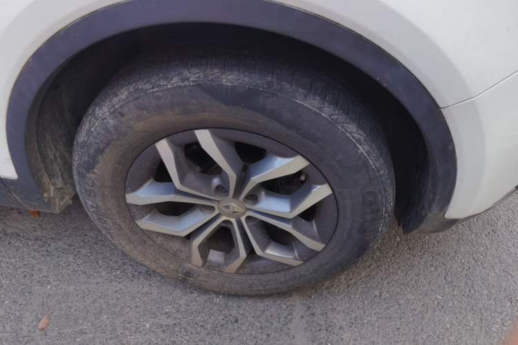 Used BORGWARD BX5 2020 20TGDI Automatic Two-Wheel Drive Pioneer Edition Right Front Wheel Hub