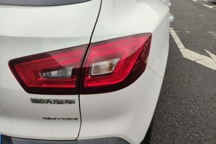 Used BORGWARD BX5 2020 20TGDI Automatic Two-Wheel Drive Pioneer Edition Right Rear Taillight
