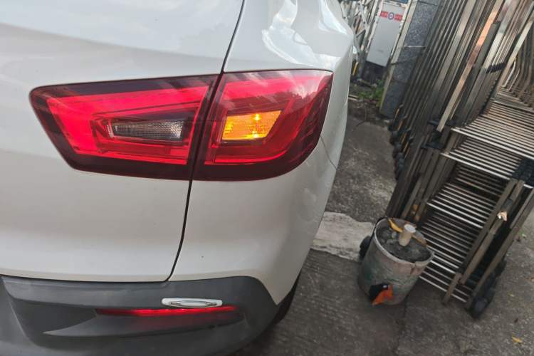 Used BORGWARD BX5 2020 20TGDI Automatic Two-Wheel Drive Entry-Level Edition Right Rear Taillight