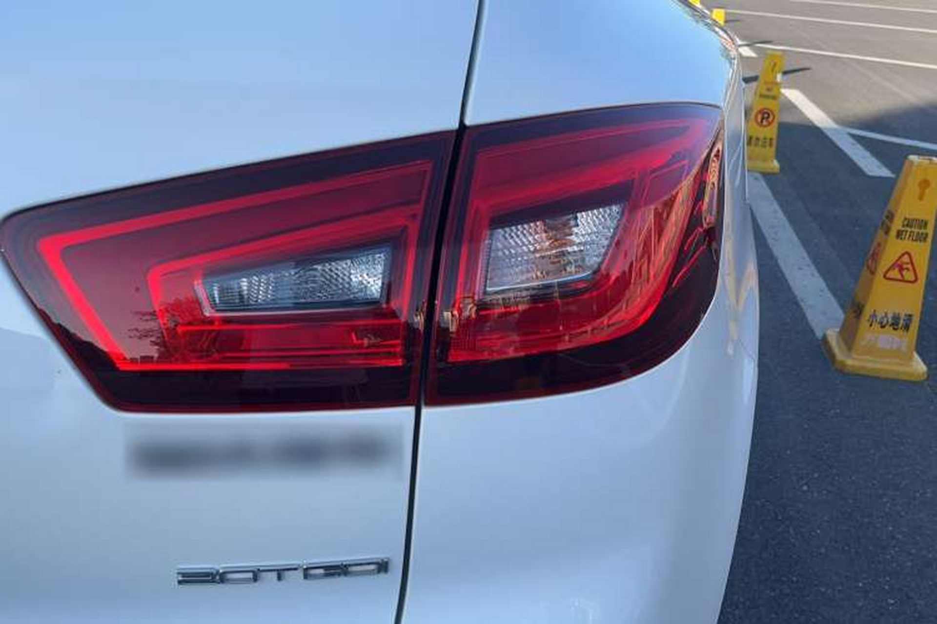 Used BORGWARD BX5 2020 20TGDI Automatic Two-Wheel Drive New Edition Right Rear Taillight