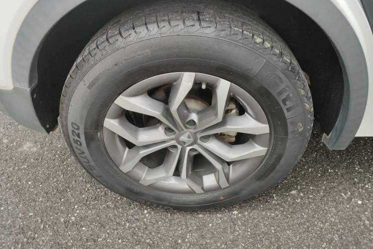 Used BORGWARD BX5 2020 20TGDI Automatic Two-Wheel Drive Pioneer Edition Right Rear Wheel Hub