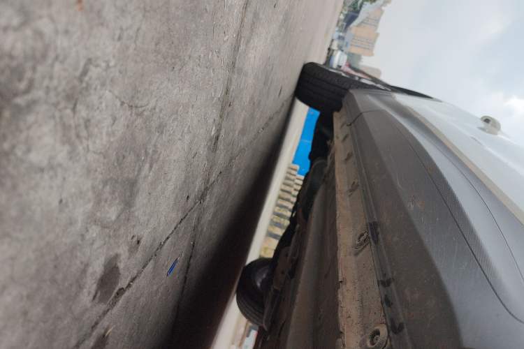 Used BORGWARD BX5 2020 20TGDI Automatic Two-Wheel Drive Pioneer Edition Right Side Sill