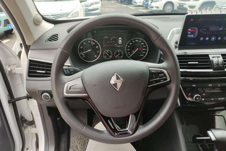 Used BORGWARD BX5 2020 20TGDI Automatic Two-Wheel Drive Pioneer Edition Steering Wheel