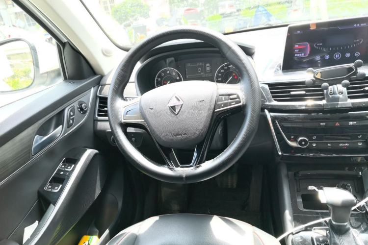 Used BORGWARD BX5 2020 20TGDI Automatic Two-Wheel Drive Pioneer Edition Steering Wheel