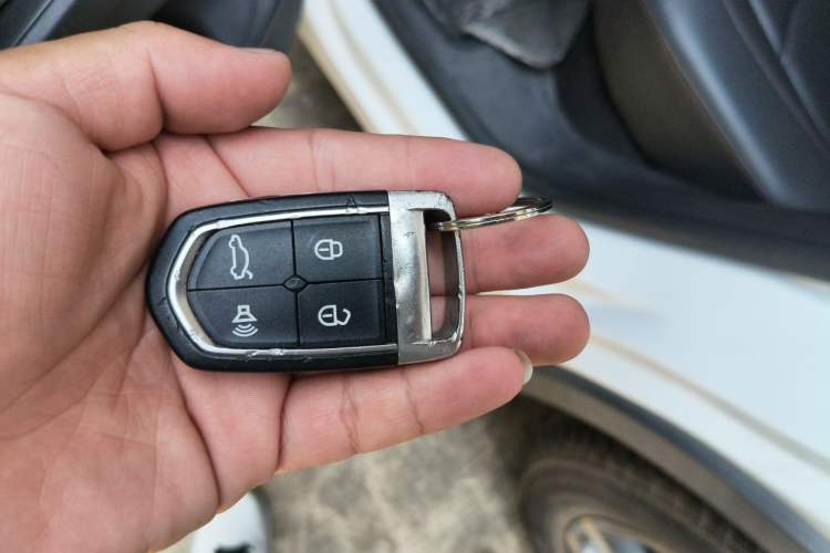 Used BORGWARD BX5 2020 20TGDI Automatic Two-Wheel Drive Pioneer Edition Vehicle Key