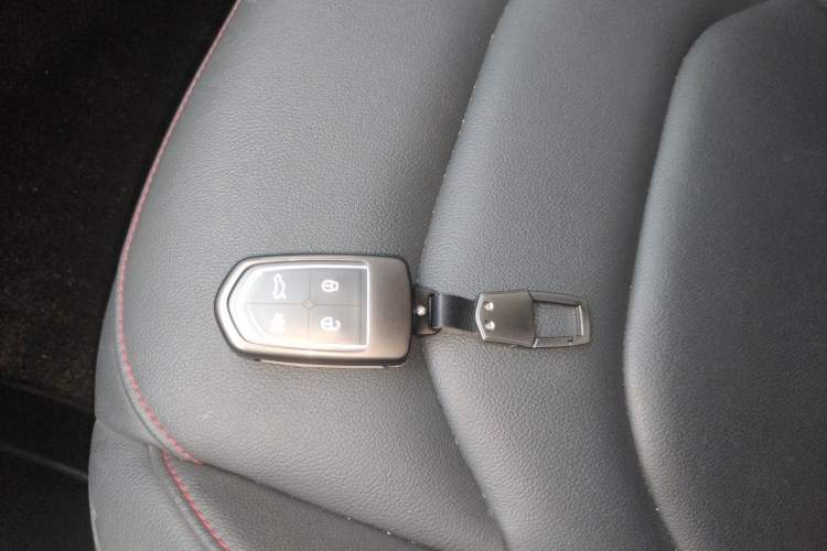 Used BORGWARD BX5 2020 20TGDI Automatic Two-Wheel Drive Entry-Level Edition Vehicle Key