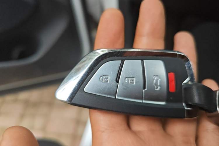 Used BORGWARD BX5 2020 20TGDI Automatic Two-Wheel Drive Pioneer Edition Vehicle Key