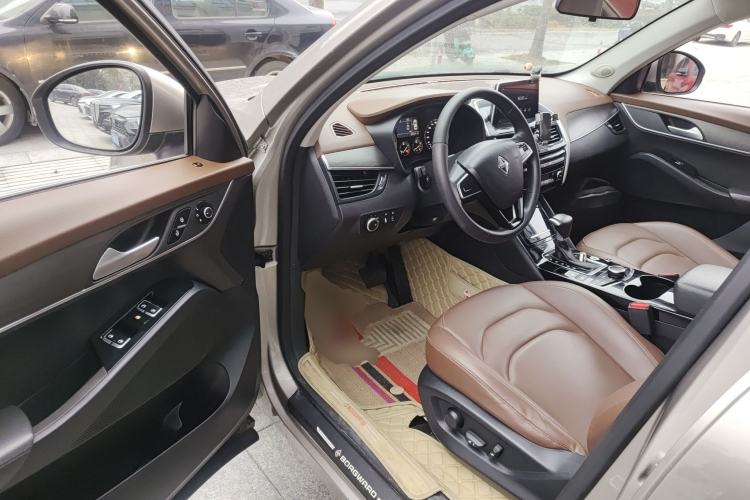 Used BORGWARD BX5 2020 20TGDI Automatic Two-Wheel Drive Pioneer Edition Driver Seat